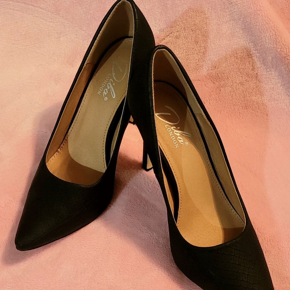 SZ 8.5 SNAKE SKIN BLK MATTE DESIGN - DIBA LONDON HEELS